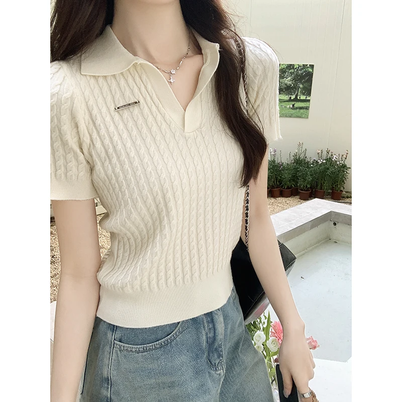 Женская трикотажная футболка с коротким рукавом и воротником-поло