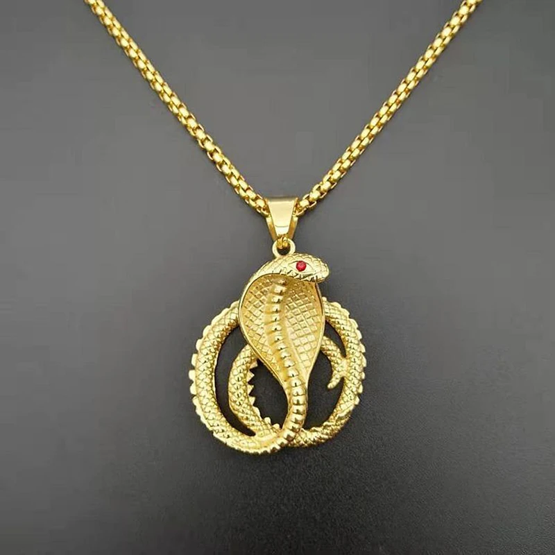 

Cobra Red Eye Alloy Men Pendant Necklace Hollow Out Grave Python Men Metal Pendants Neck Chian Jewelry Fashion Accessory