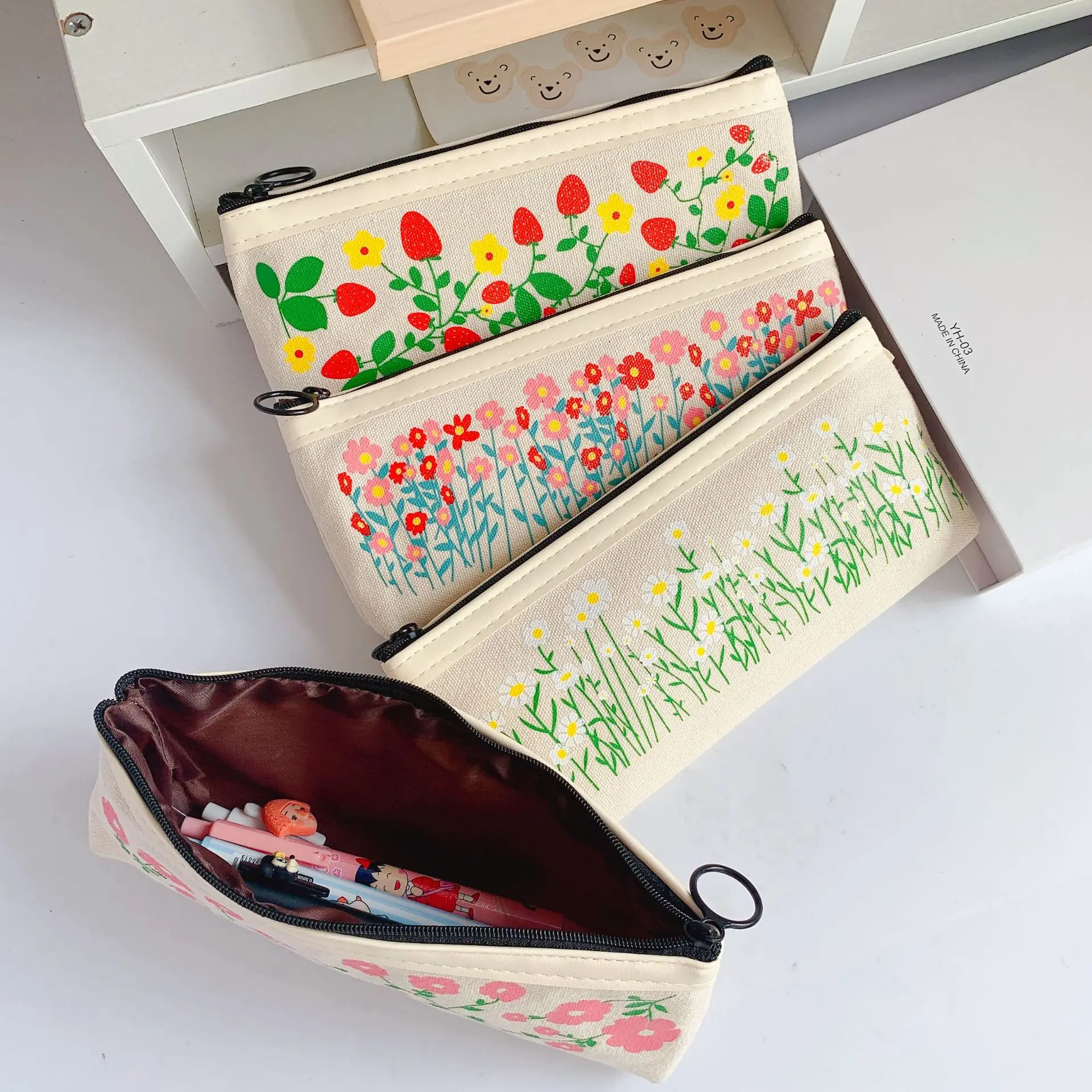

Countryside Retro flower daisy pencil Case Canvas Pencilcase Student Pen Holder Supplies Pencil Bag School Box Pouch Stationery