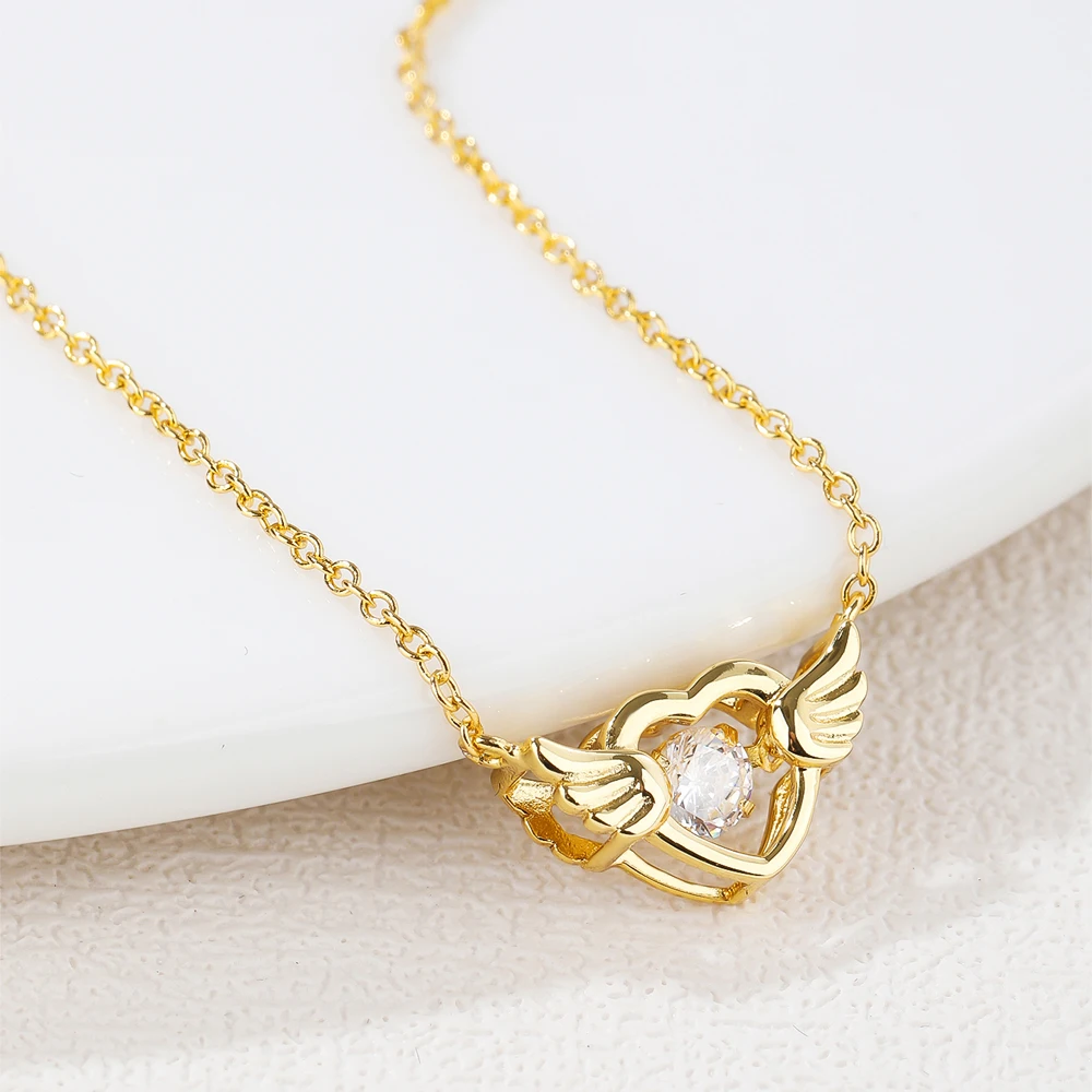 

14K Gold Plated Simple Heart Necklace Shiny Zircon Love Pendant Female Clavicle Chain Fashion Jewelry Wedding Party Gift