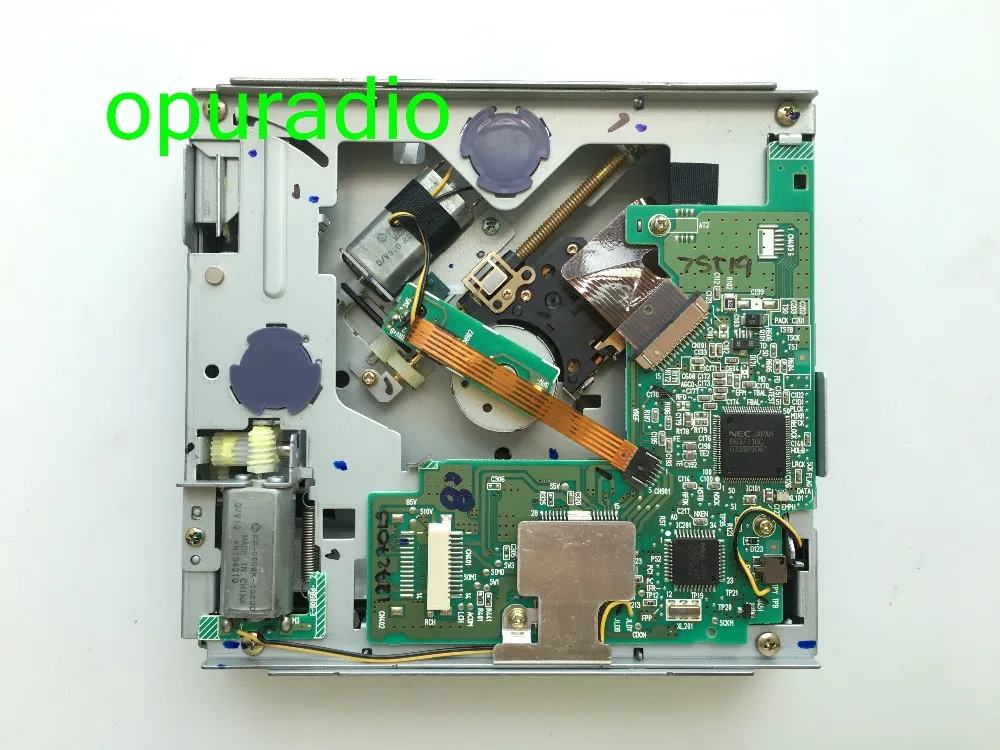 Original Matsushita single CD mechanism E2688 deck loader for Toyota car drive audio cd player made in Mexcio | Автомобили и