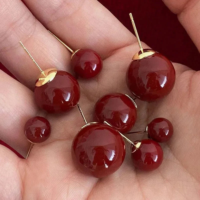 Корейские круглые серьги-гвоздики с красным жемчугом