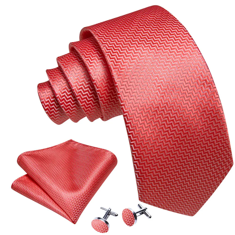 Рисунок 2 - Дизайнерский Красный мужской галстук