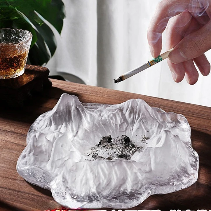 

Daily Glass Ashtray Creative Personality Crystal Light Luxury Iceberg Ashtray