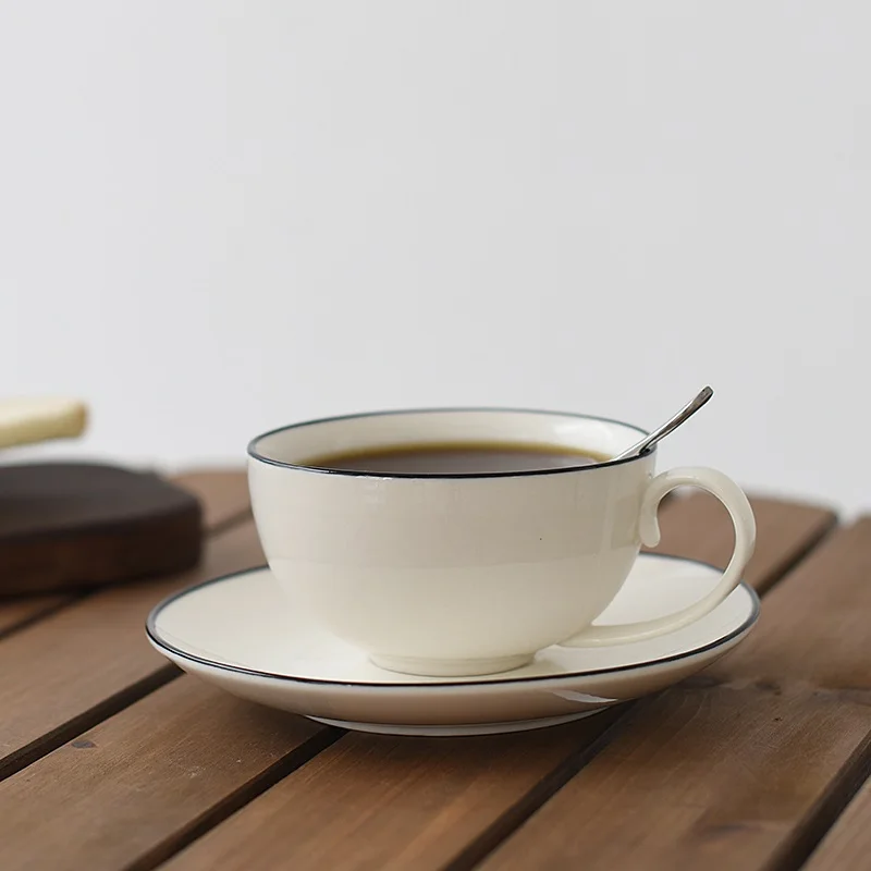 

Impressed Black and White Elegant Simple Style Ceramic Coffee Mug with Spoon and Tray 300ml