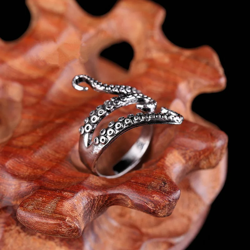 Регулируемое кольцо из сплава в виде щупальца осьминога | Украшения и аксессуары