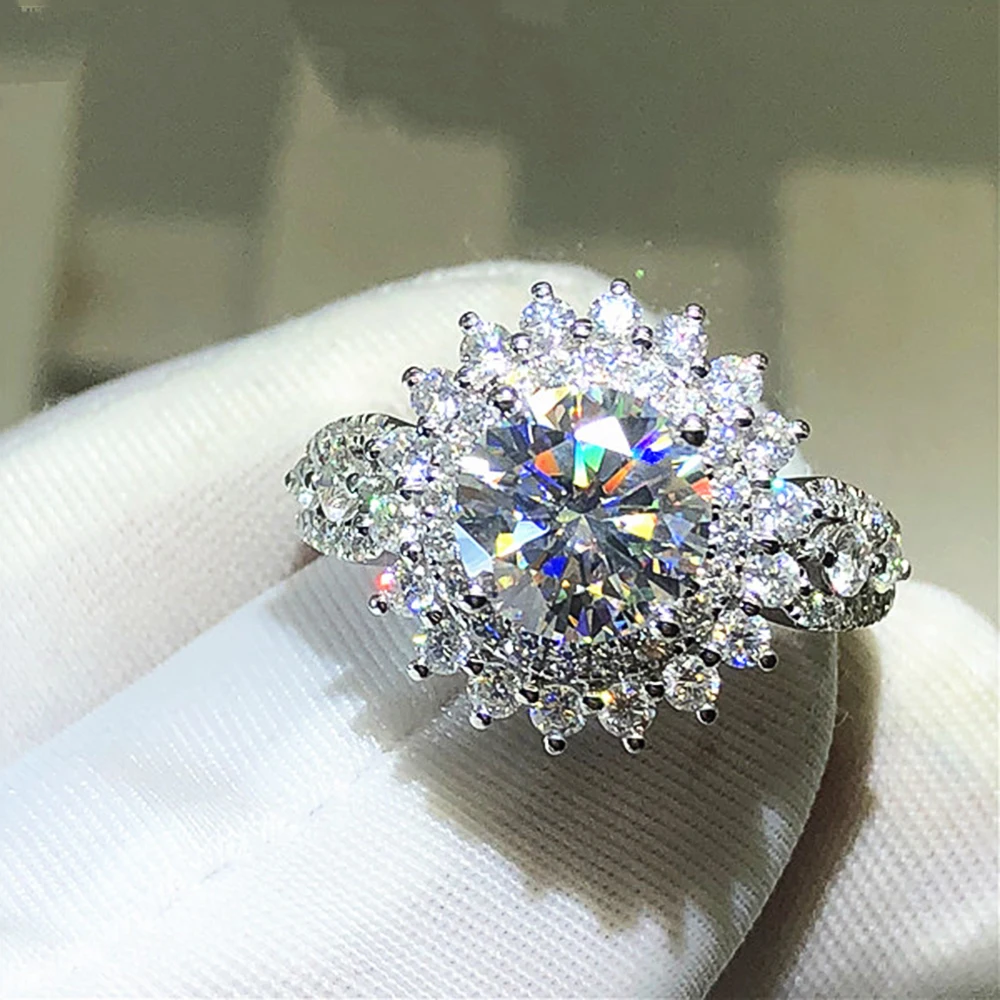 

Gorgeous Silver Color Sunflower Shaped Women Wedding Rings Dazzling Crystal Zirconia Fashion Engage Proposal Ring Jewelry