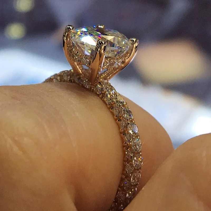 

Silver Color Rings for Women Shining Claw Inlay White Glass Filled Full Rhinestone Ring Fashion Party Jewelry Christmas Gift