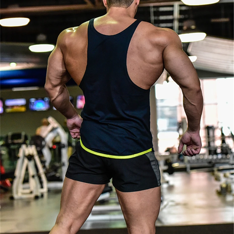 Мужские спортивные шорты для фитнеса летние легкие дышащие бега