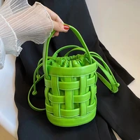 cute mini tote shoulder crossbody messenger bags 2022 summer new pu leather womens designer weave drawstring bucket sling handb