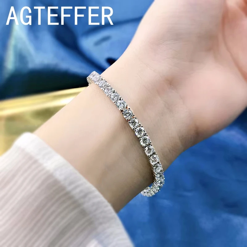 Браслет-манжета из муассанита