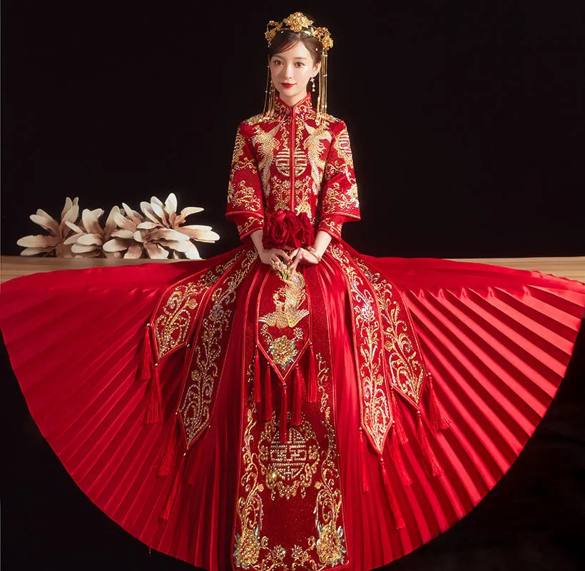 Bride Mandarin Collar Wedding Dress Retro Chinese Style Red Phoenix Embroidery Cheongsam Dress Toast Clothing