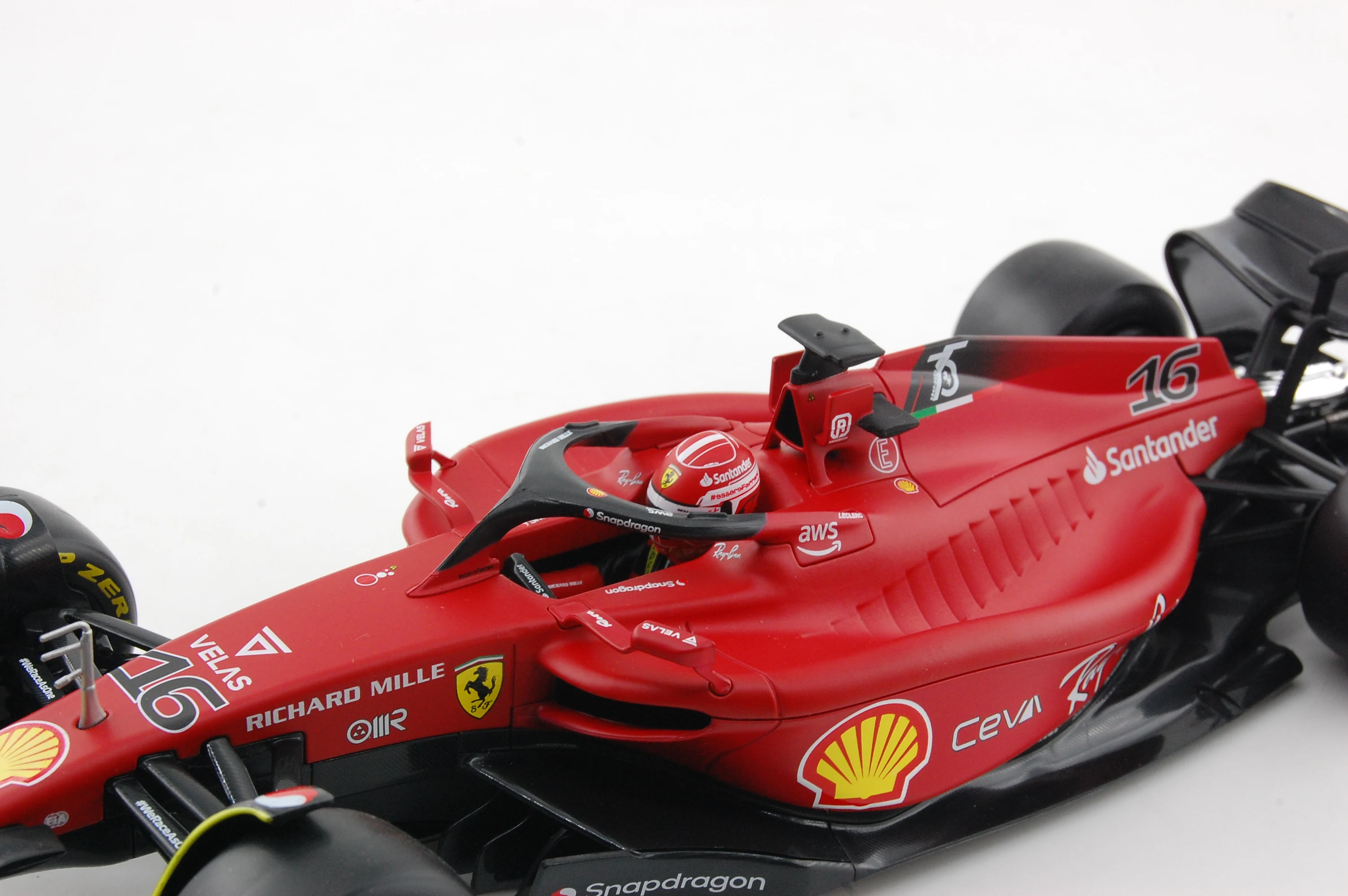 Дешево Модель автомобиля Bburago, модель Ferrari F1-75 No16, 55, Sainz, формула One, аналоговый сплав, Коллекционная модель, подарок, 2022 Купить Модель автомобиля Bburago, модель Ferrari F1-75 No16, 55, Sainz, формула One, аналоговый сплав, Коллекционная модель, подарок, 2022