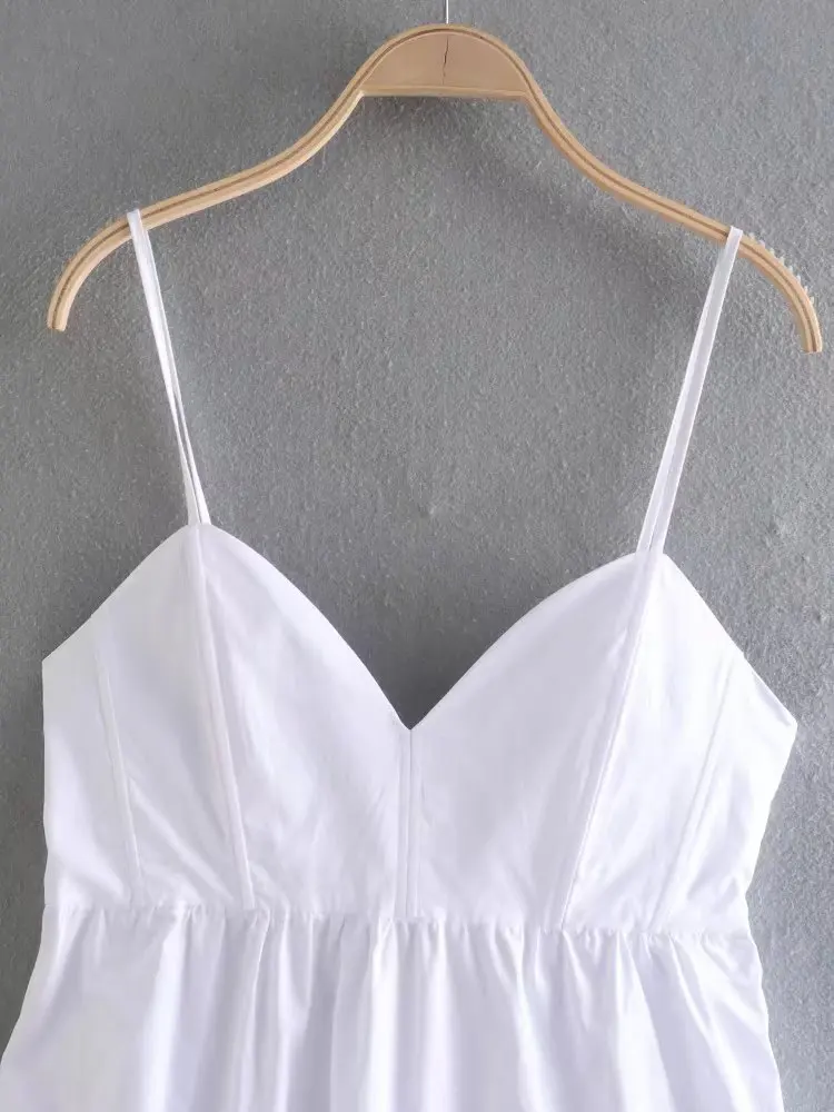 Женское платье из поплина на бретелях черное элегантное средней длины без