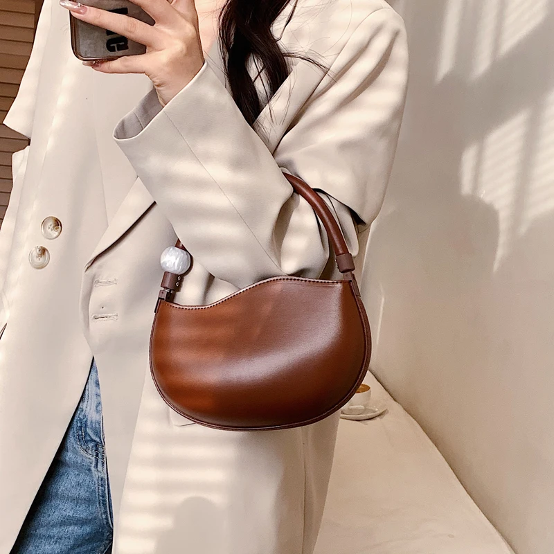 

Simple Solid Color Handbag And Purse Half Moon Clutch High Quality Fashion Cossbody Bags For Girl Classic Women's Shoulder Bag
