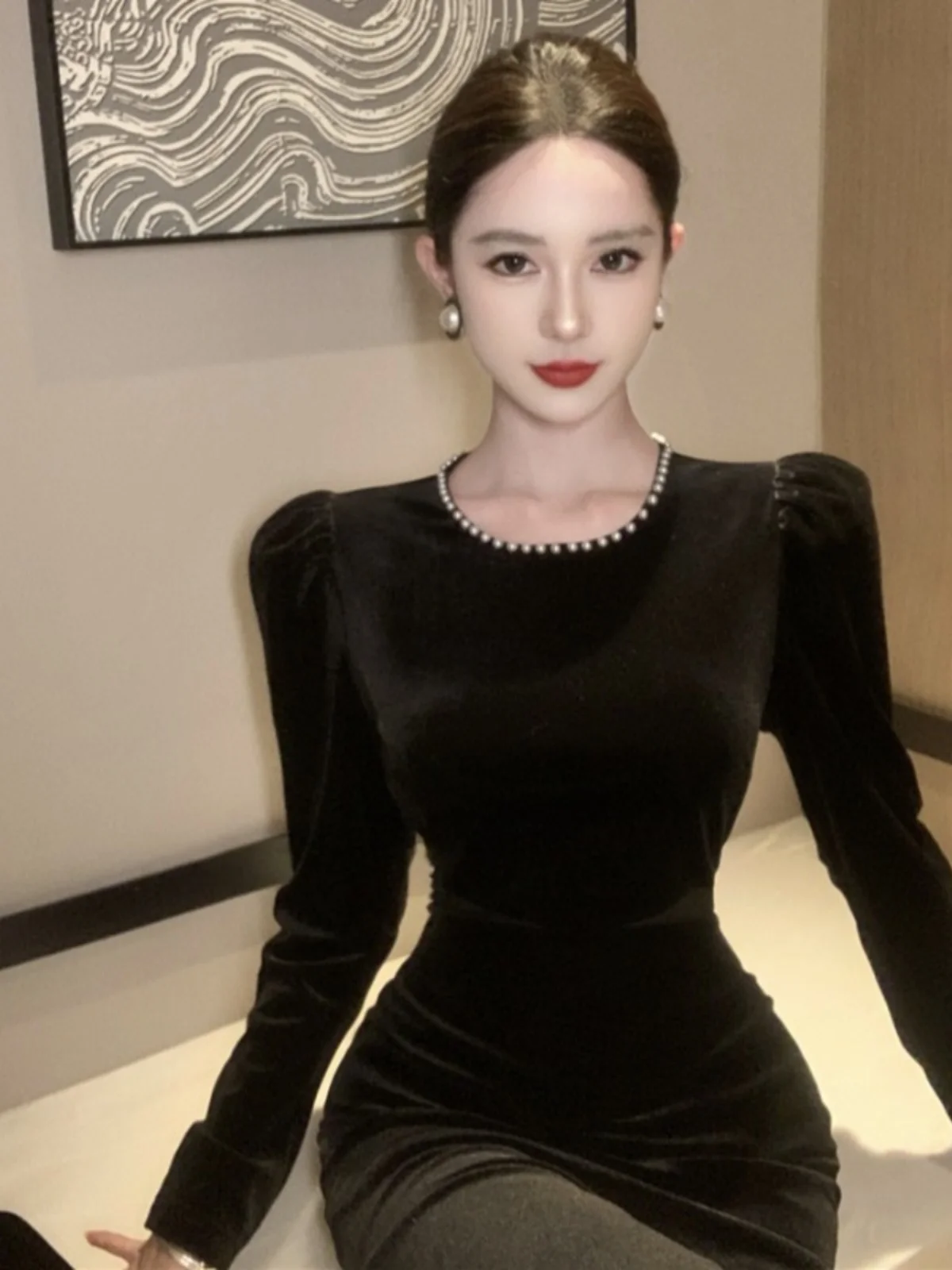 Французский sle Socialite Strong Atmosphere Женская одежда High Cold Royal Sister Sle Super Nice Sense Beads Retro Velvet ...