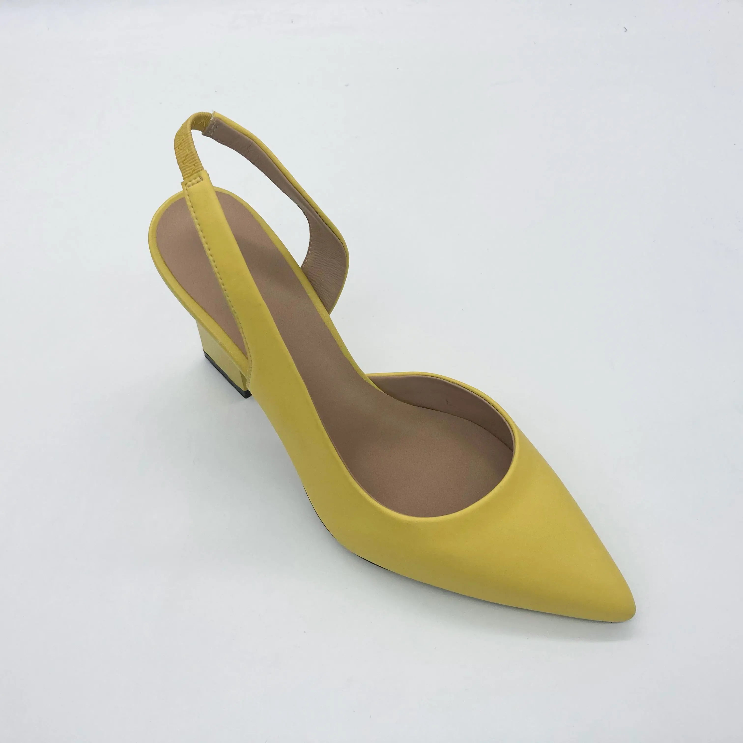 

Женские туфли на высоком каблуке на весну и лето кожаные женские туфли Новинка 2022 женские туфли на толстом каблуке