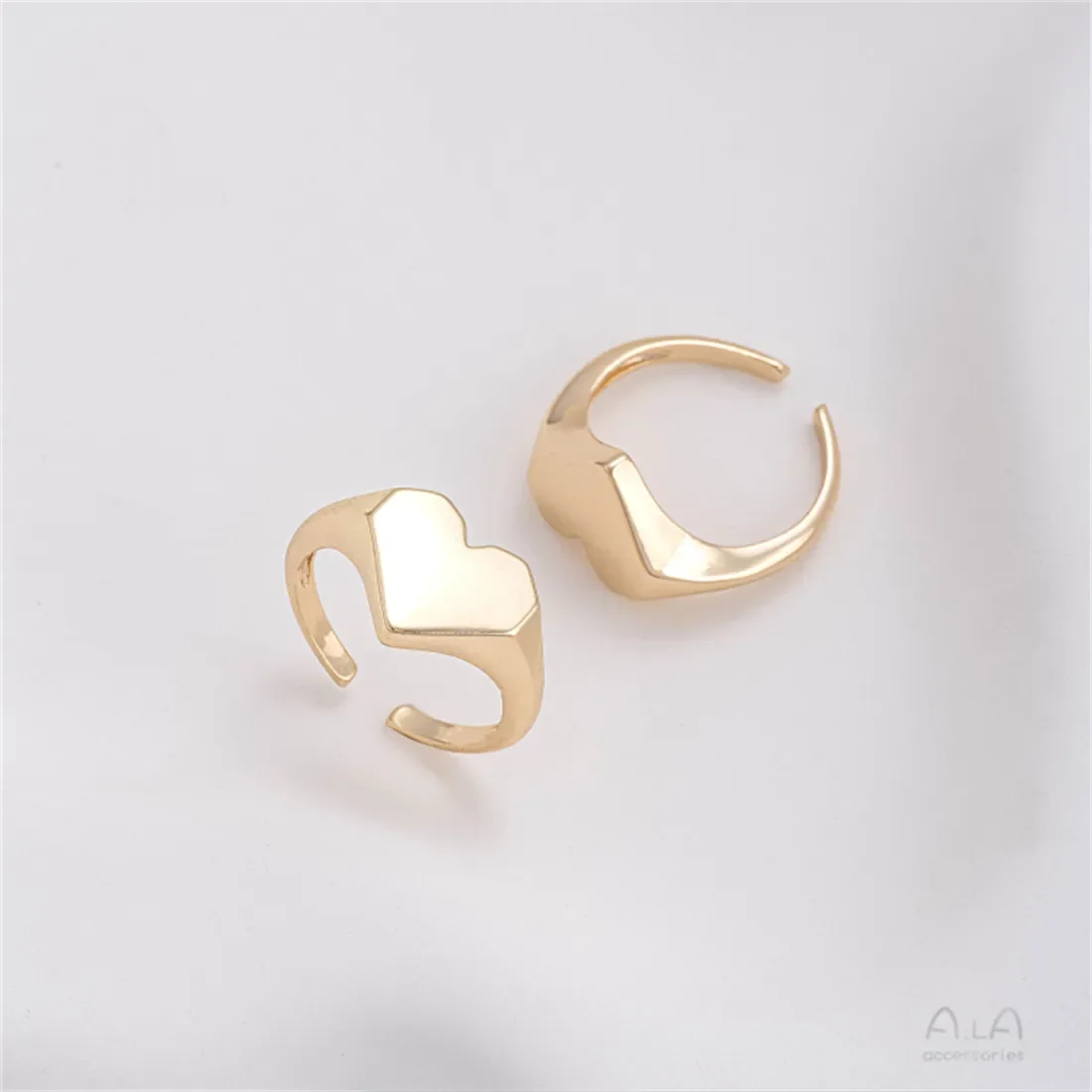 Кольцо Love в форме сердца с обернутым жареным тестом 14 карат европейское и