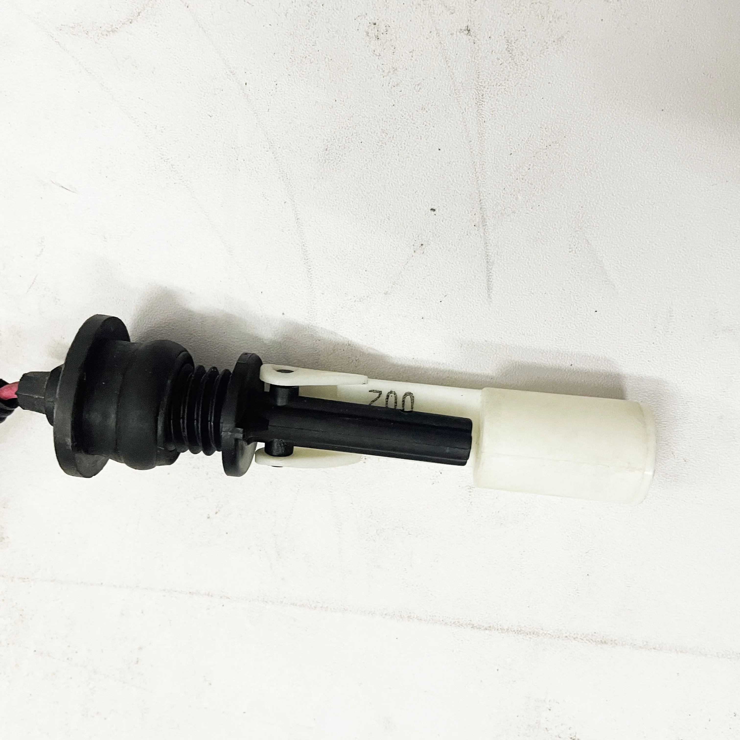 Поплавковый выключатель 04292645 d-eutz BF4M2012 BF4M1013 лучшего качества