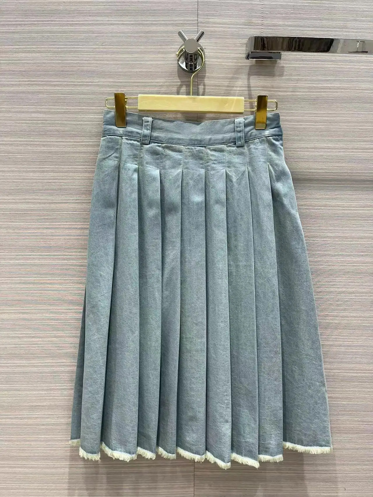 

Runway Fashion Women Denim Skirt 2022 Summer Solid Pleated Ladies Casual Hot Sale Sexy Knee-Length Skirt