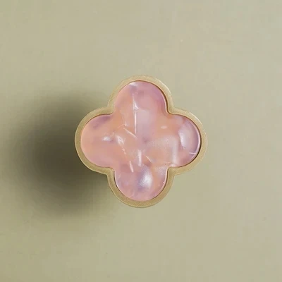 Декоративные крючки из латуни