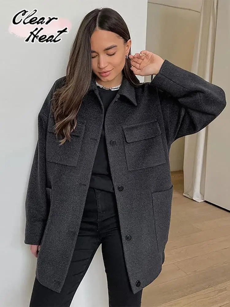 

Женское шерстяное пальто с отложным воротником и длинным рукавом