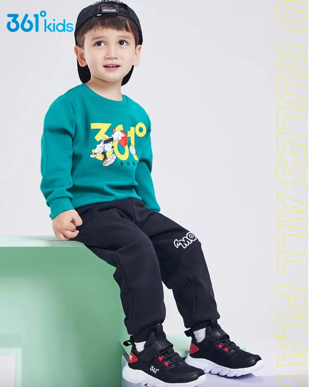 Рисунок 6 - Детские спортивные кроссовки для бега 361 градусов