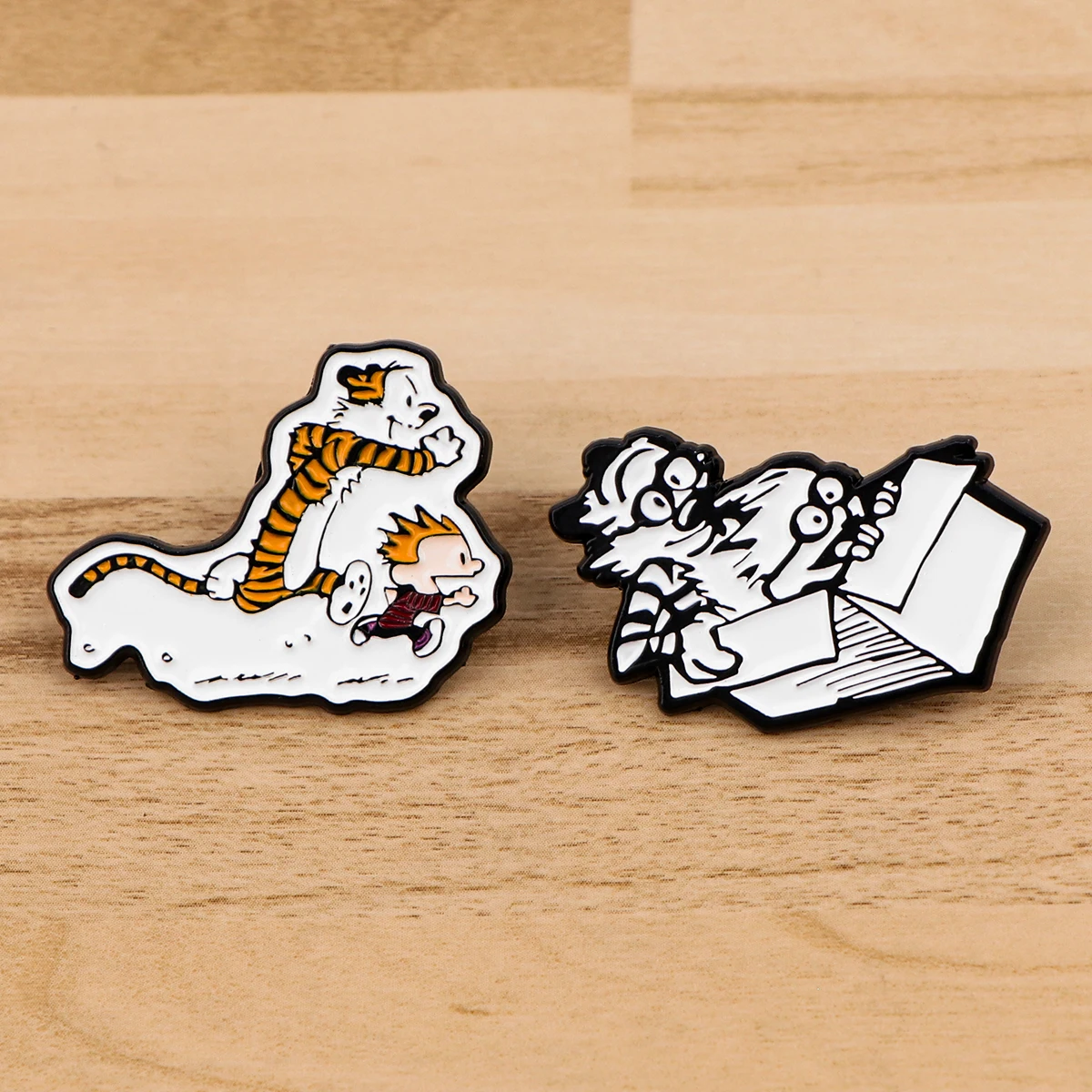 Значки с лацканами для рюкзаков цвет в ассортименте