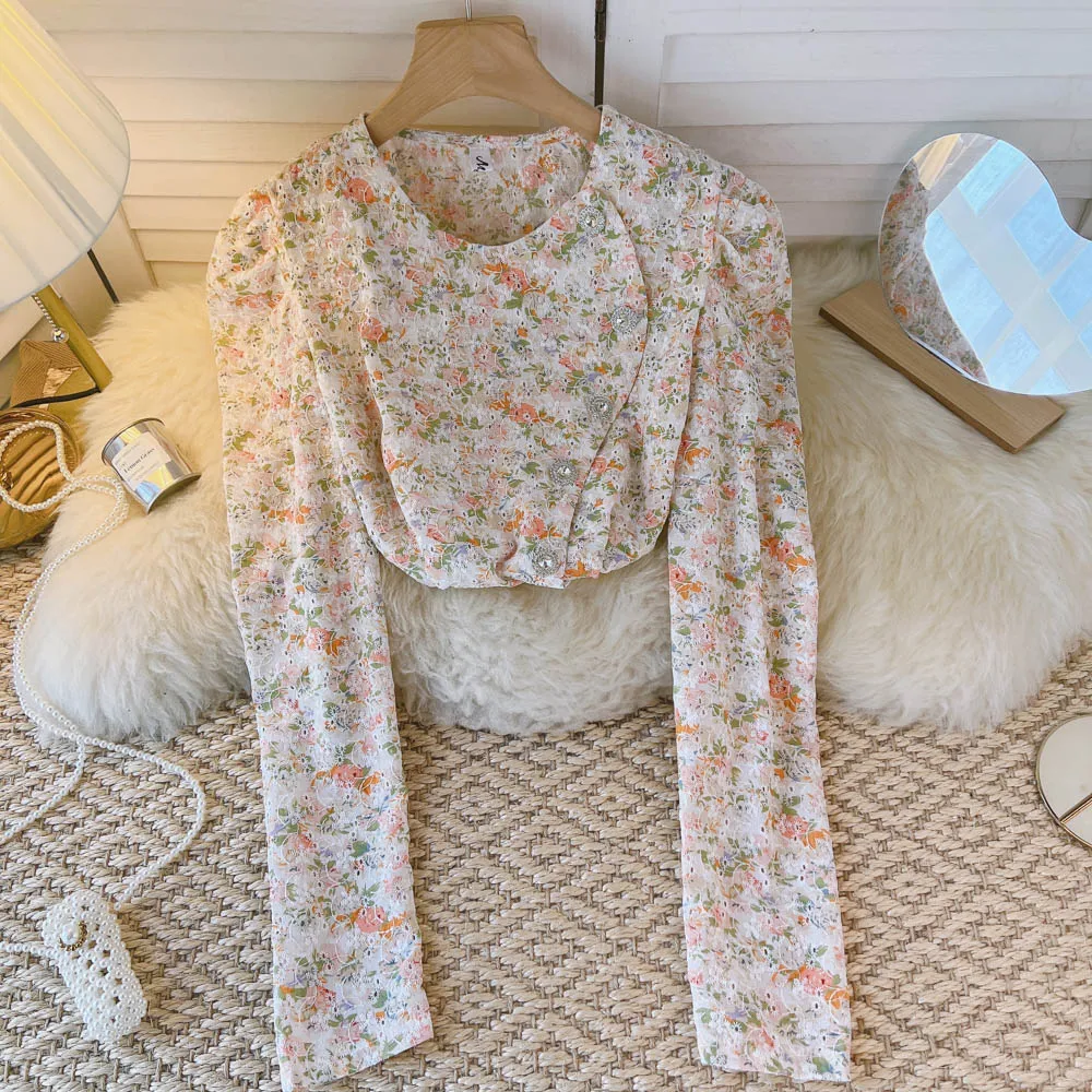 

Женская однобортная рубашка в стиле ретро с круглым вырезом и цветочным рисунком, маленький и тонкий шикарный топ с пышными рукавами