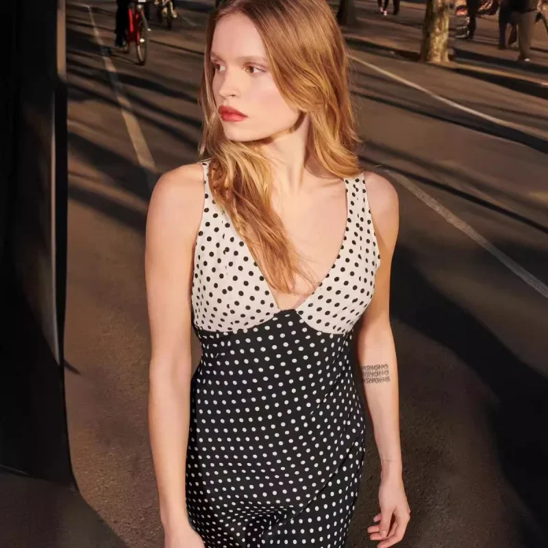Французский Ro Home 2024 летнее оригинальное тканевое черно-белое платье в горошек с