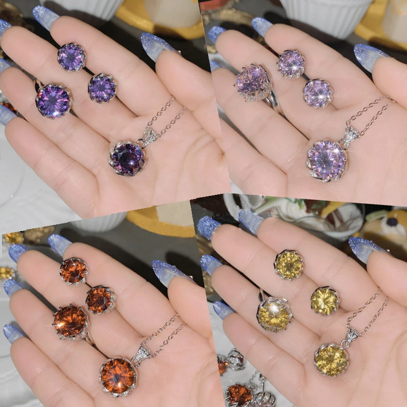 

Комплект из колье, серёг и кольца, с фианитом