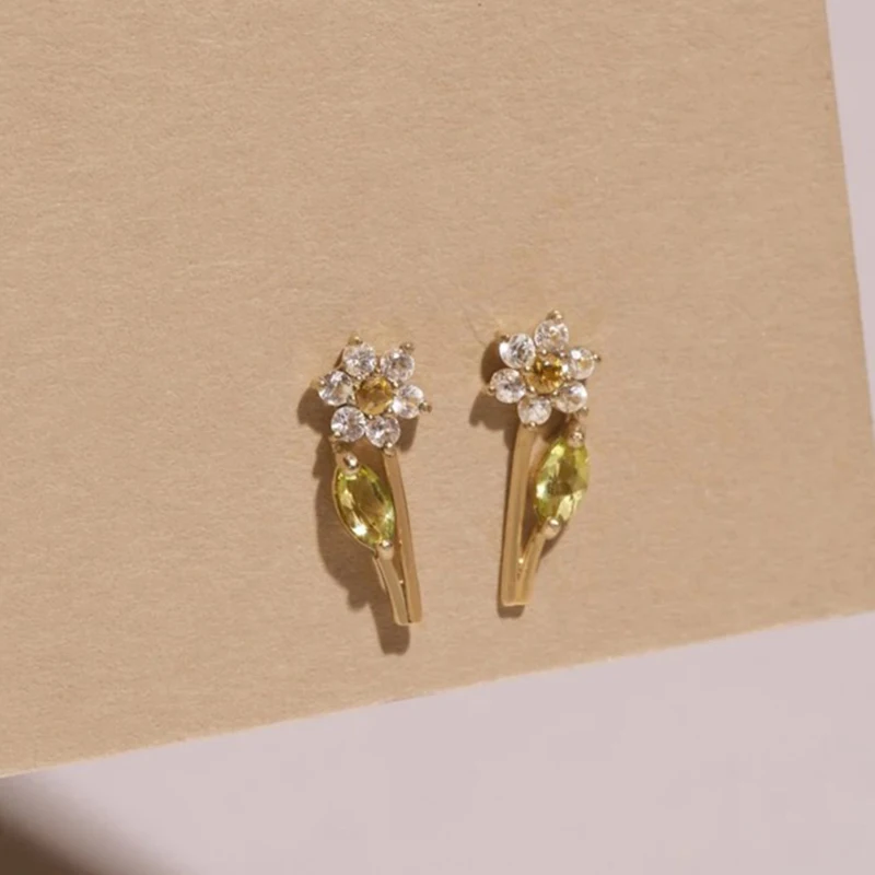 Серьги для пирсинга женщин серьги-кольца с кристаллами цветком звездой хрящем 1