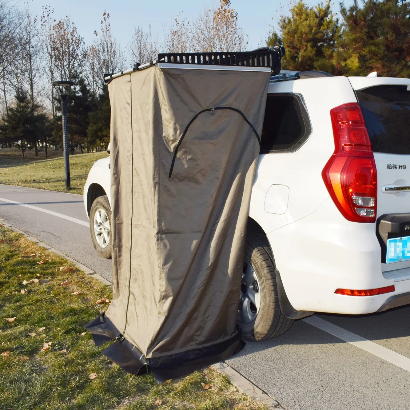 Навес для туалета с креплением