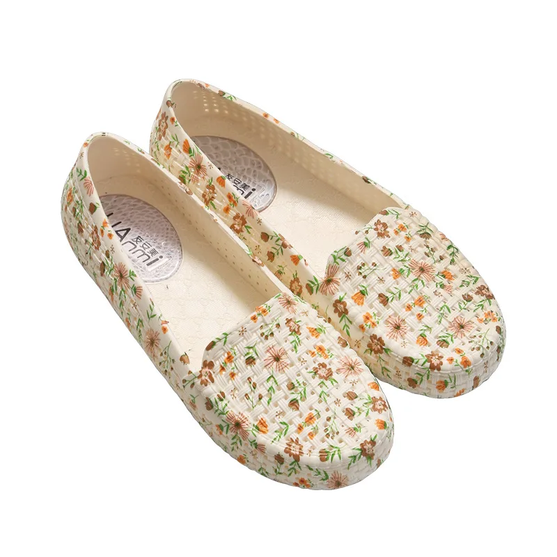 

Summer Breathable Casual Fashion Hollow Shallow Flowers Women Beach Sandals Slip-On Soft Sole Flats Lady Jelly Shoes