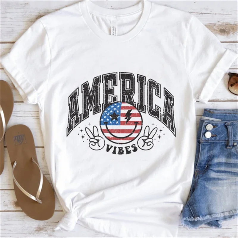 

Модная Милая летняя футболка в стиле ретро с узором, женская футболка с принтом улыбающегося лица, модная одежда с коротким рукавом, топ, базовая футболка.