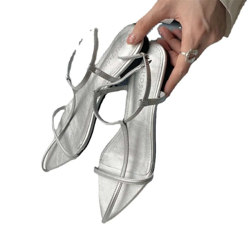 

Summer Flat Sandals Women Genuine Leather Casual Beach Shoes Woman Narrow Band Modern Sandals Woman Black White Sandalias Mujer