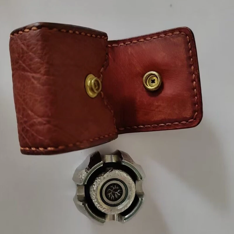 

Second-Hand out-of-Print First-Generation Noise Fingertip Gyro Stainless Steel Material Thunder Carving Version