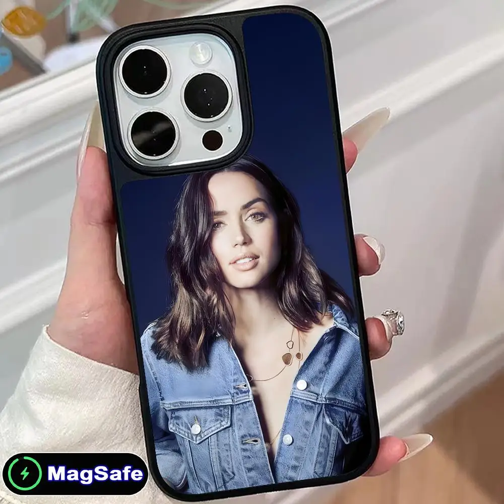 Фото Чехол Ana de Armas для мобильного телефона для iPhone 17, 16, 15, 14, 13, 12, 11 Air Pro Max Plus Magsafe, матовая поверхность, красочный чехол, роскошный №3
