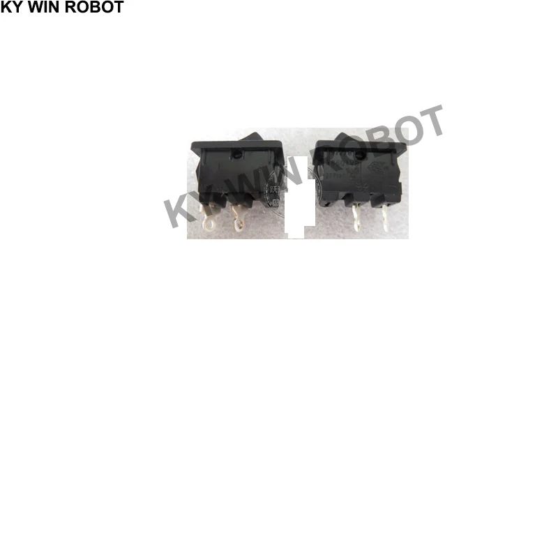 

1PCS/LOTS Imported from UK 8601VB Self-priming Boat Switch 2-pin Reset Warp Power Switch 6A