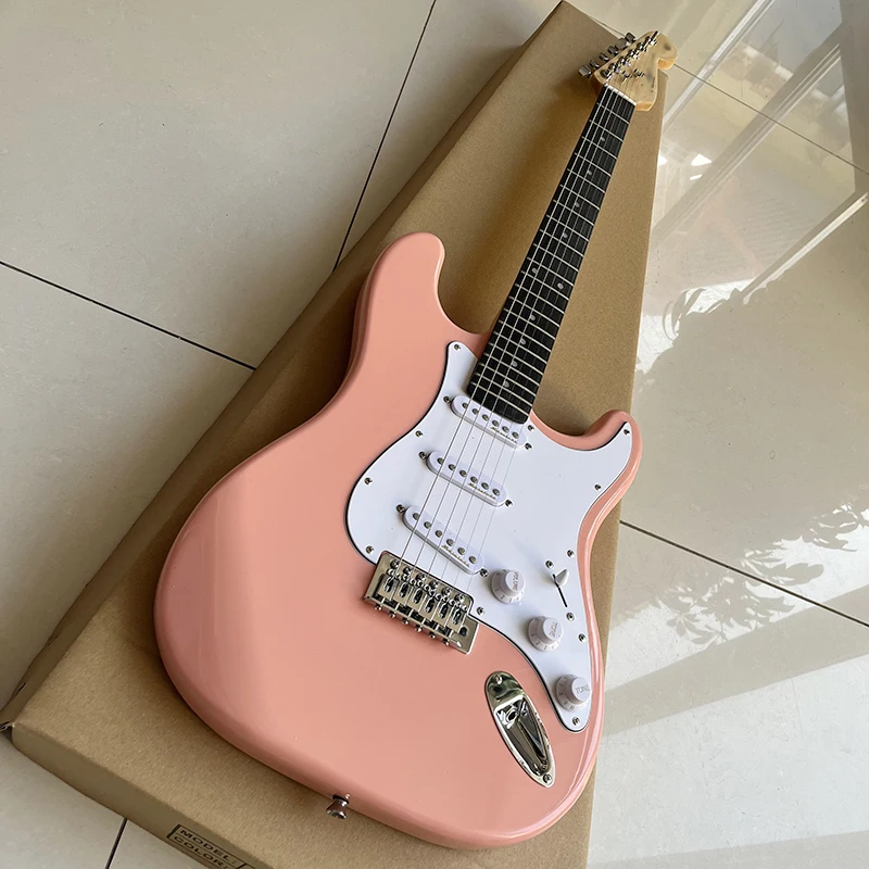 

Classic st electric guitar, professional level, rosewood fingerboard, classic pickup combination, free delivery to home.