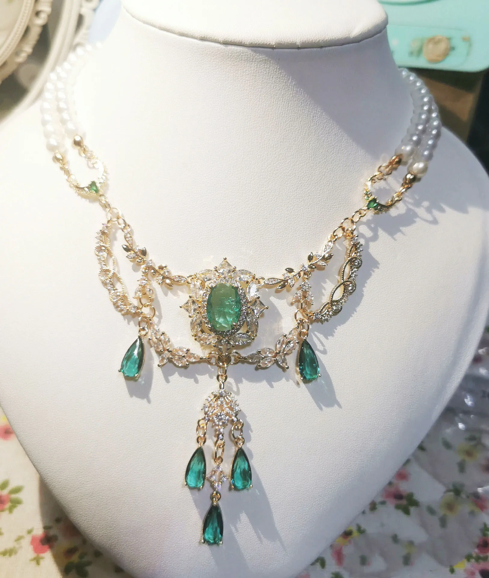 Женское украшение великолепное жемчужное ожерелье из зеленого циркония