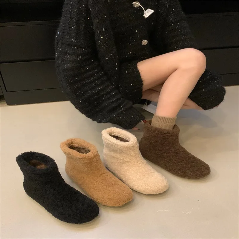 Зимние сапоги для женщин плюшевые ботинки на плоском каблуке с круглым носком