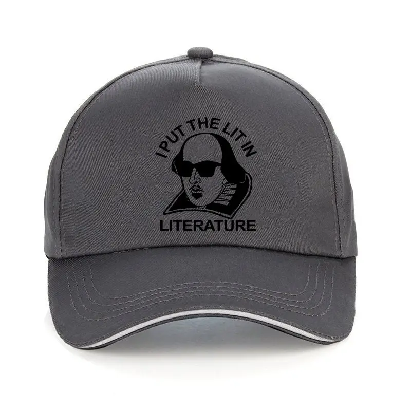 

Надпись «I Put The Lit In Literature», надпись «I Put In Literature»