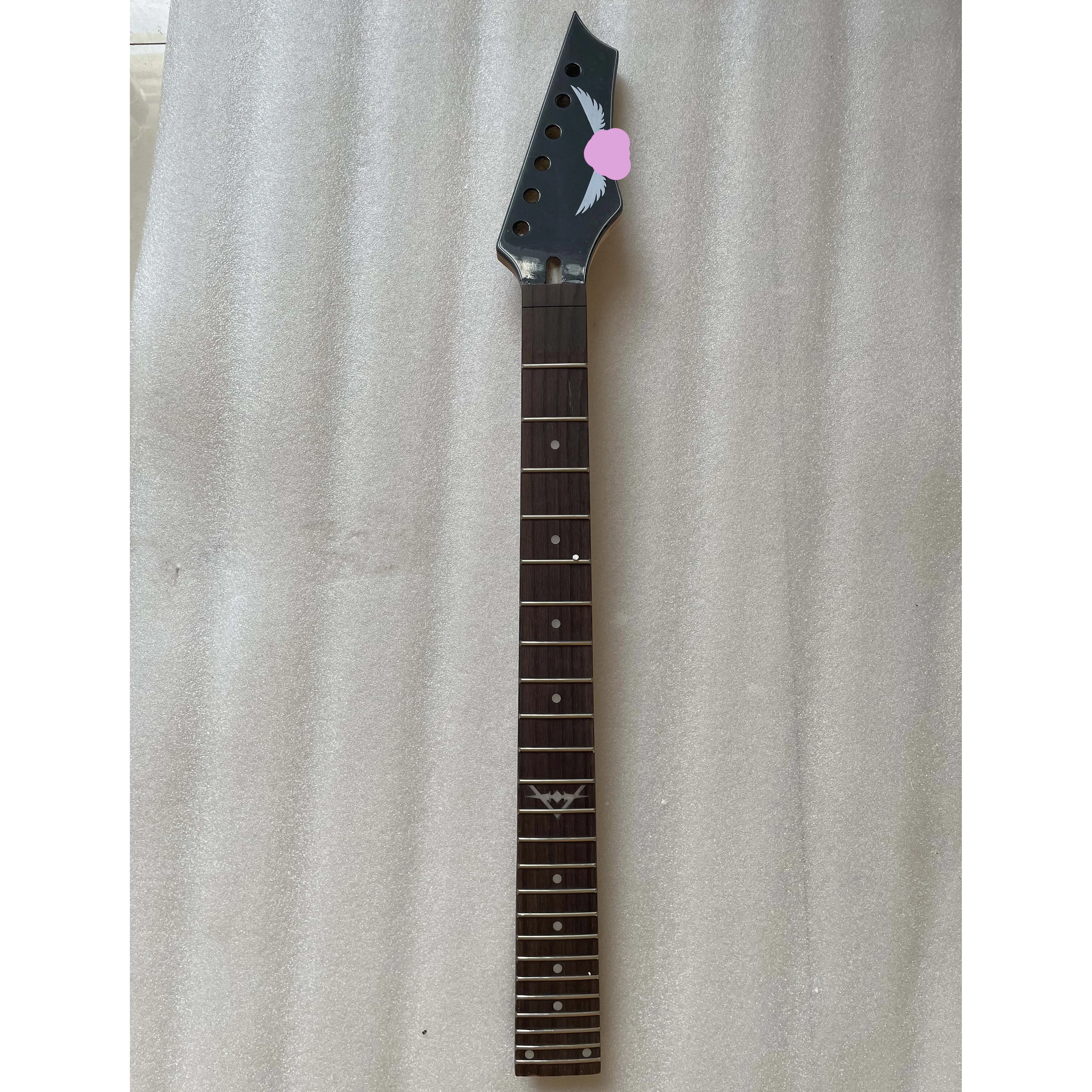 

Costomized 24 Frets Easy To Install Original Guitar Neck Replacements Parts Maple Guitar Neck Handle Real Photos