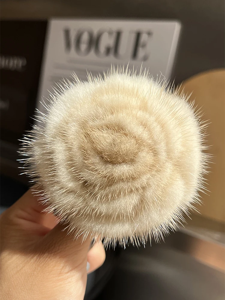 Брошь из натурального меха норки с цветком женская простая модная