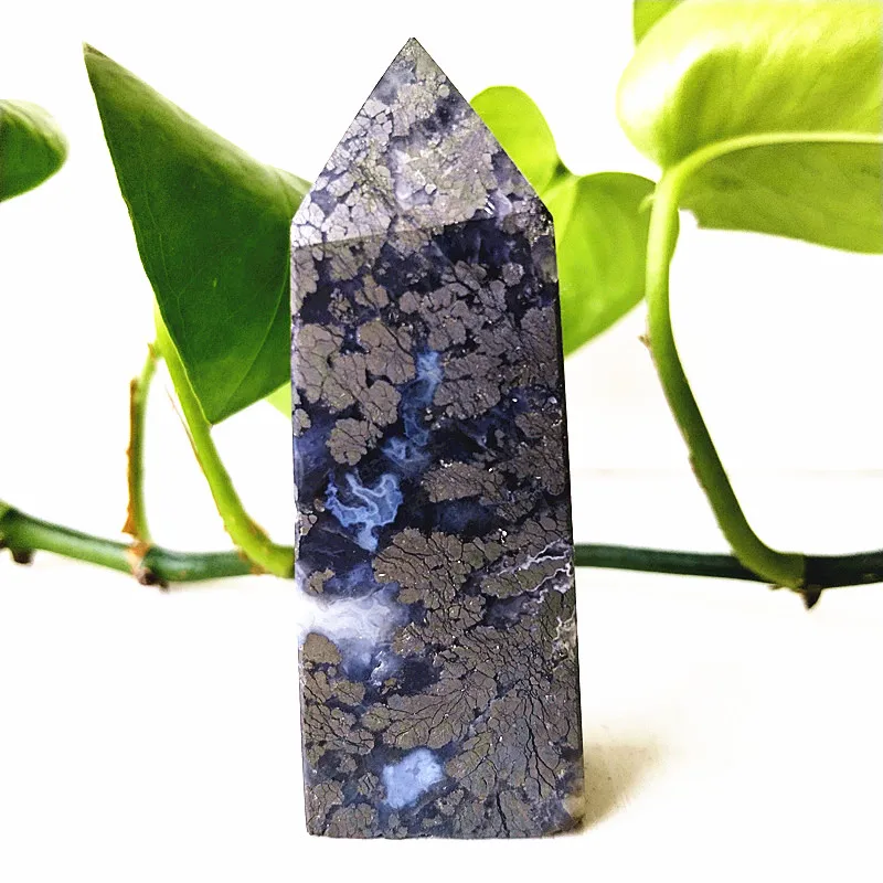 Башня из агата и пирита EBET