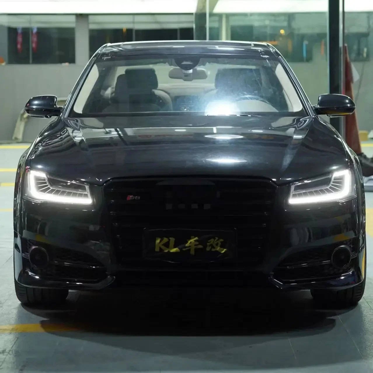 2023 Оптовая торговля оптовая бесплатная доставка для Audi A8 D4 комплект Bodykit Hecks to be