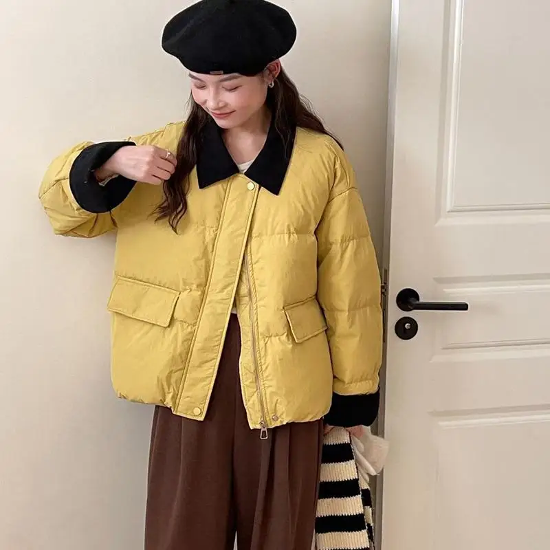 Зима 2024 новый вельветовый короткий пуховик с лацканами женский маленький