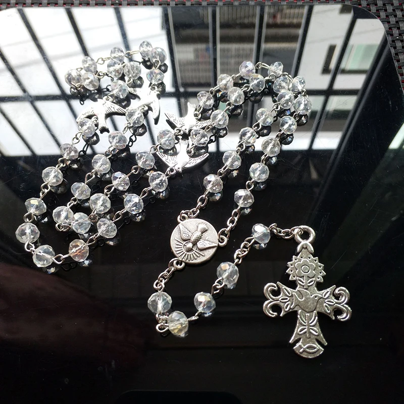 Цепочка с подвеской-крестом в виде голубьего Креста