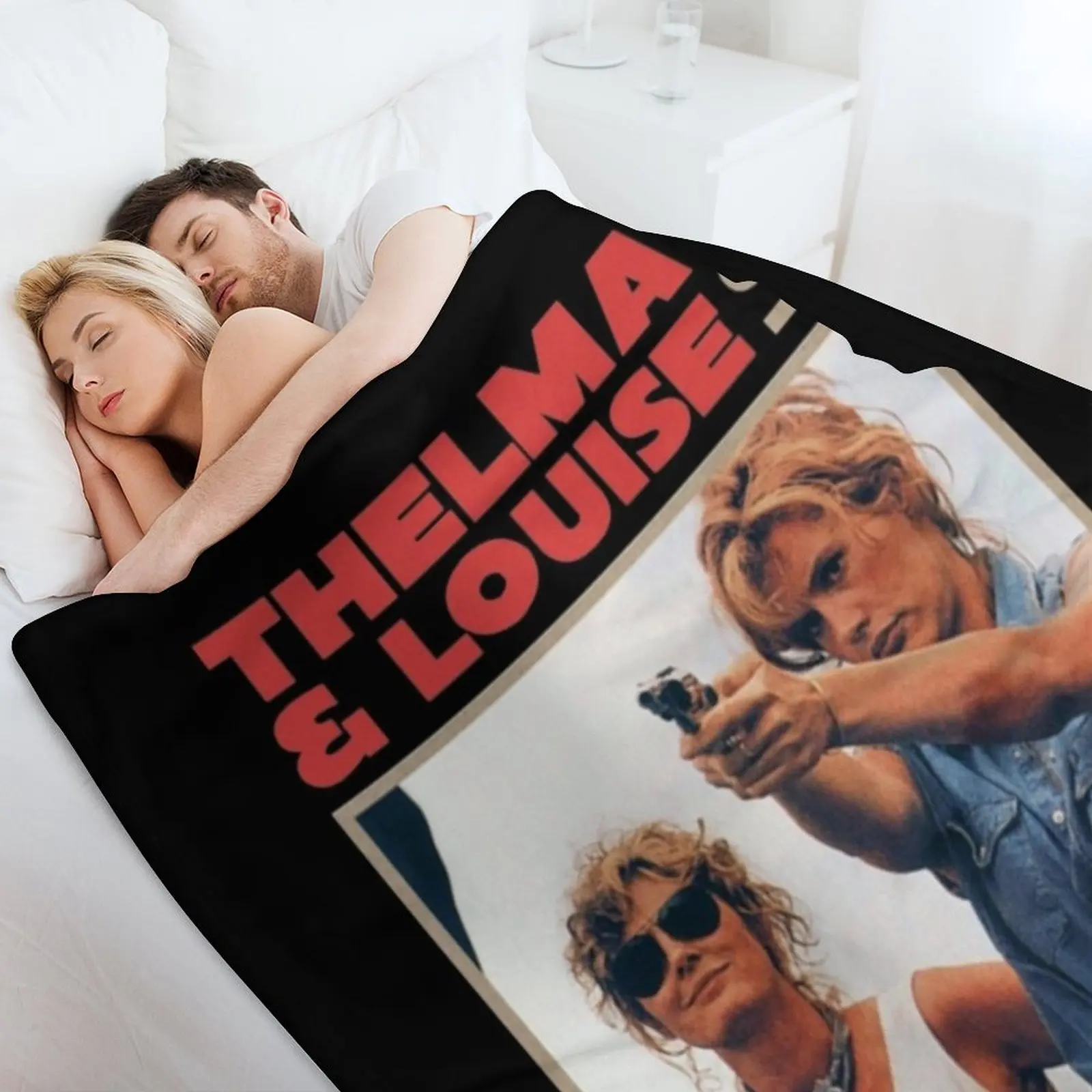 Фото Плед Thelma And Louise, стильное декоративное одеяло, подарок для друзей, соседей по комнате №4